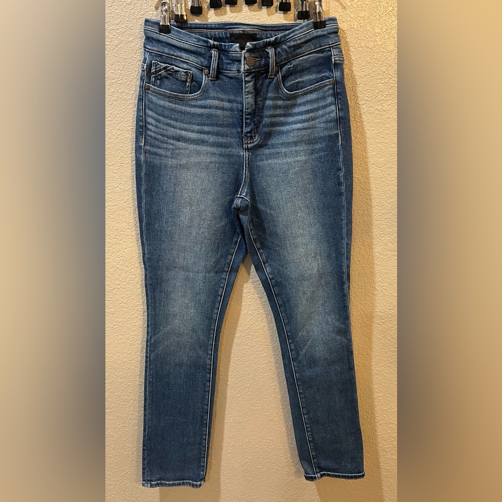 Buckle Black Fit No 75. Classic Skinny Jeans.